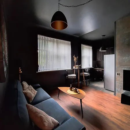 Silti, Atjaunoti Dzivokli Tuvu Centram - 1st Floor Apartman *